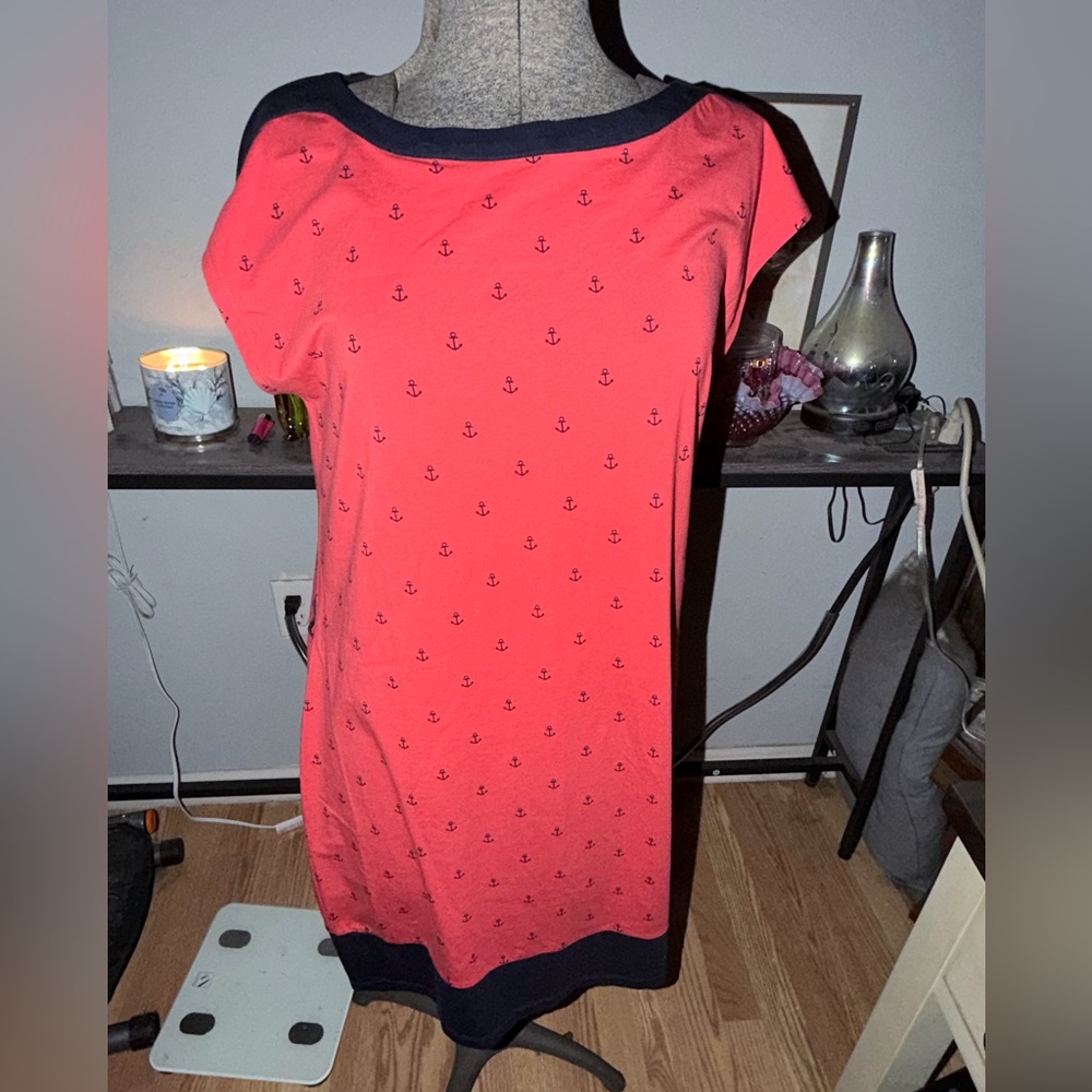 Tommy Hilfiger Navy and Red Garment